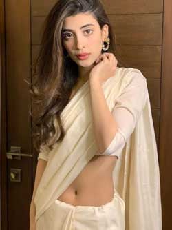 Mumbai Escort Services, Call girls service in Andheri, Andheri Escort