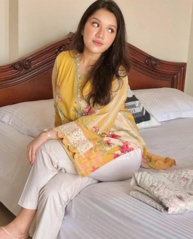 Radhika Sharma 7738631006, Independent Call Girls Andheri, Escorts Services in Andheri Call Girls Services