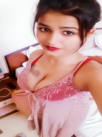 Bandra Call Girls 7033799463 Escorts Services VIP Model Cash Payment Call Girls