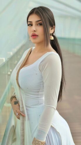 24/7 Hrs Call Girls Service In Noida) Alisha +91-9818099198 High Profile Escorts in Delhi NCR. High